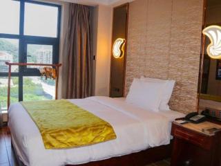 Sanya Yuexin Tomorrow Hotel - 3