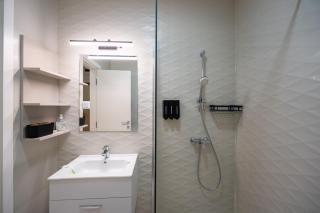Ivory Bliss by Blvd 63B3 - Free Parking - 6