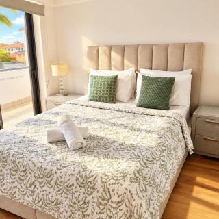 Aqualine Apartments On The Broadwater - 8