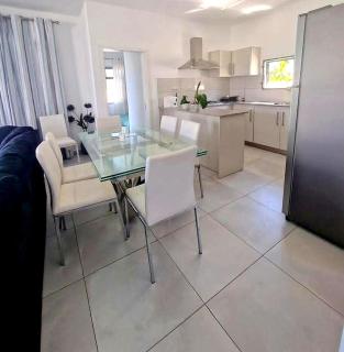 Luxora Villa with Private Pool near Pereybere Beach - 3