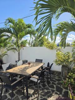 Luxora Villa with Private Pool near Pereybere Beach - 4