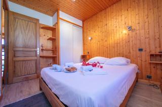 Chalet Charpoua for 6 near Le Tour Ski Lifts - Happy Rentals - 2