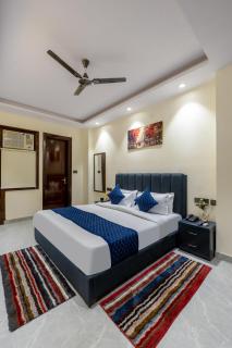 Hotel Velvet Crown - 9