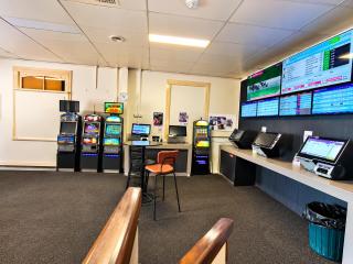 Broken Hill Hotel - 6