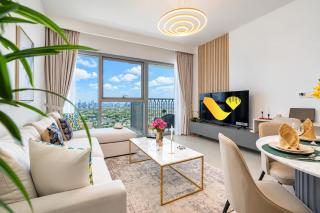Vogue Vacation Homes, Downtown Views II with Easy Access to Dubai Mall Via a Climate Controlled Bridge, One Bedroom Apartment with Balcony and City View - 9