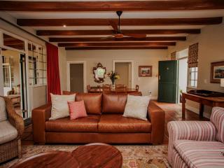 Aan de Heuvel Self-Catering Cottages - 7
