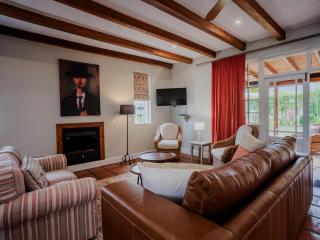 Aan de Heuvel Self-Catering Cottages - 6