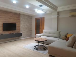 Warm Welcome Apartment in Skopje - 0