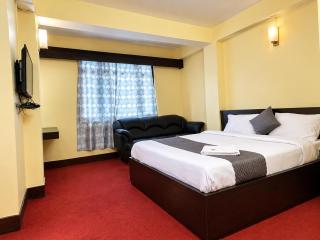 Himalayan Residency - 1 min walk from MG MARG - 0