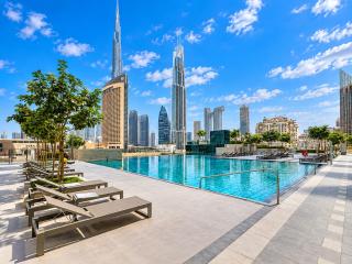 Vogue Vacation Homes, Downtown Views II with Easy Access to Dubai Mall Via a Climate Controlled Bridge, One Bedroom Apartment with Balcony and City View - 0