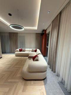 Mirabad Avenue Private Rooftop Pool Residence - 8