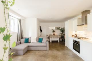 Montpelier Studio Retreat | Garden & Plunge Pool - 6