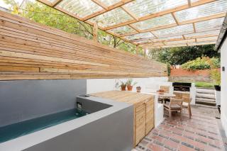 Montpelier Studio Retreat | Garden & Plunge Pool - 8