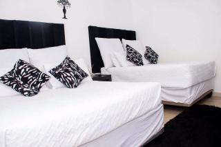 Selina Airport Guest House - 1
