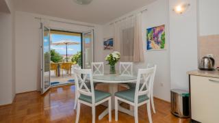 Villa Mile with a pool in the center of Makarska - 5