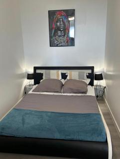 Duplex 2 ch - Clinique Ste Clotilde à 50 m - 4