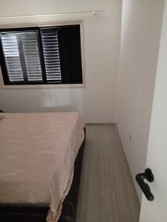 Makenzi beach, airport, close to center Larnaca apartment - 8