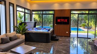 Jacuzzi Hot tub Fez Airport Luxury - 8