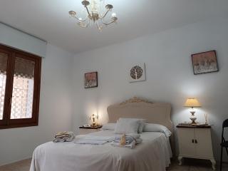 Agradable casa con zona de relax y aparcamiento - 9