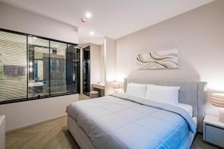 luxury 2BR apartment with direct pool access - 8