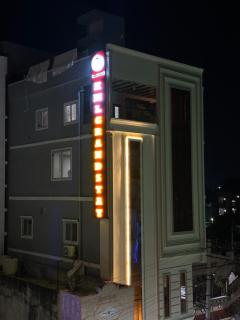 KML Grand Stay - 8