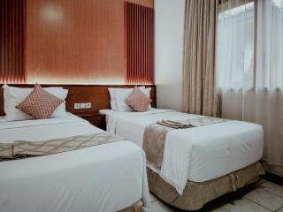 Royal Brongto Hotel - 4