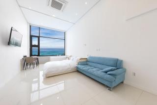 Gangneung Merview Oceanview Spapension - 8