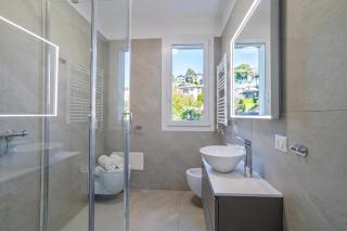 Condominio Modern House - 2