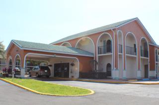 Shining Light Inn & Suites - Kissimmee - 0