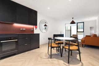 The Ironworks by Dublin At Home - 3