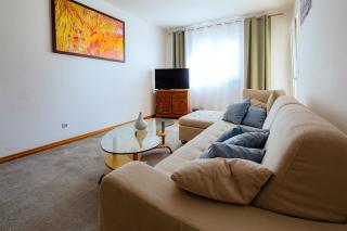 Status-M Apartments Irysh - 7
