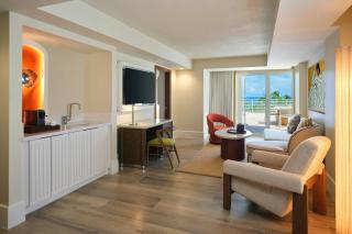 Royal Palm South Beach Miami, a Tribute Portfolio Resort - 8