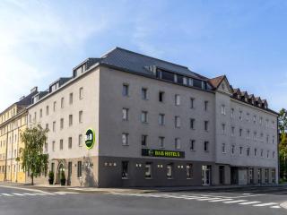 B&B HOTEL Linz City-Ost - 8