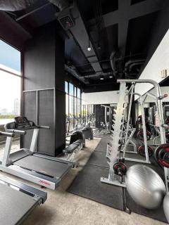 Elegant Studio at Newton 2 by Senyaman Living - 2