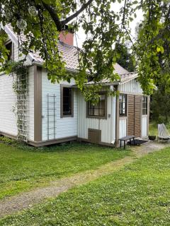 Atmospheric log cabin, great location - 0