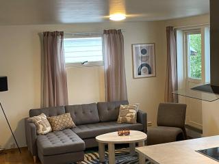HB HolidayHomes - The Cozy Place - 0