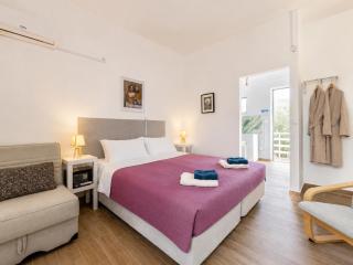 Karavaki apartments - 1