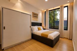 Luxury Villa in Kigali near Convention Centre with Infinity Pool - 2