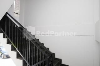 Tentram Guesthouse near Amikom Mitra RedDoorz - 4