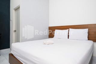 Tentram Guesthouse near Amikom Mitra RedDoorz - 0
