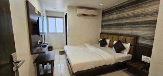 A Seven Hotel - 7