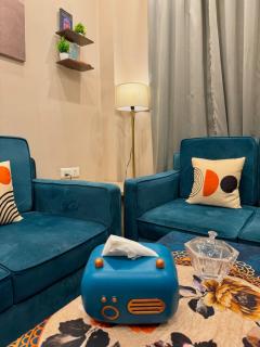 Luxury Stay with Private Cinema, DLF Phase 3 - 5