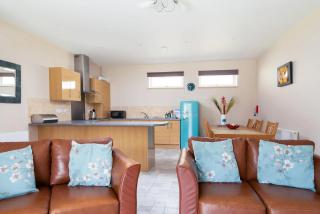 Lake view Cottage at Lower Aylescott - 9