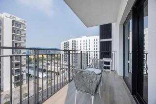Bloomfields 1BR in Water's Edge 2 - Yas Island - 7