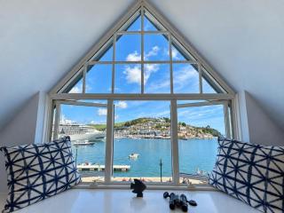 Seascape - Waterfront apartment, glorious views and parking - 5