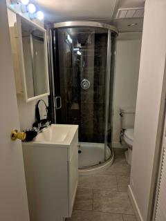 1 bedroom basement suite -North Edmonton - 8