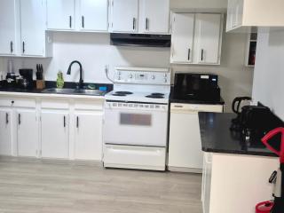 1 bedroom basement suite -North Edmonton - 3