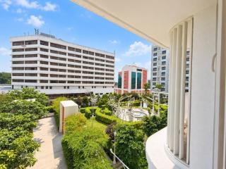 Ipoh Happy Nest 2BR Family Suite & Sky Pool - 4