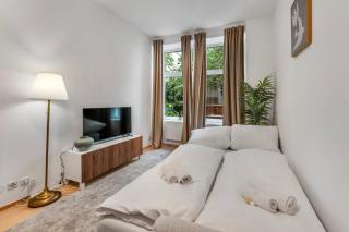 Spacious Apartments, 20 min to city center, Kitchen, Smart TV&Wifi - 5