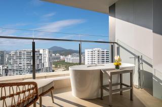 voco Sanya Bay by IHG - 5
